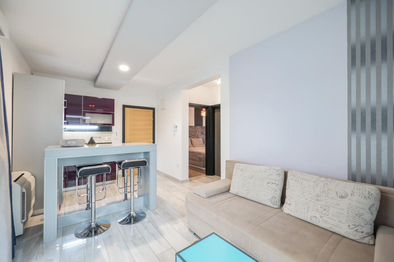 Boutique Apartments Blitz Bibinje Bagian luar foto