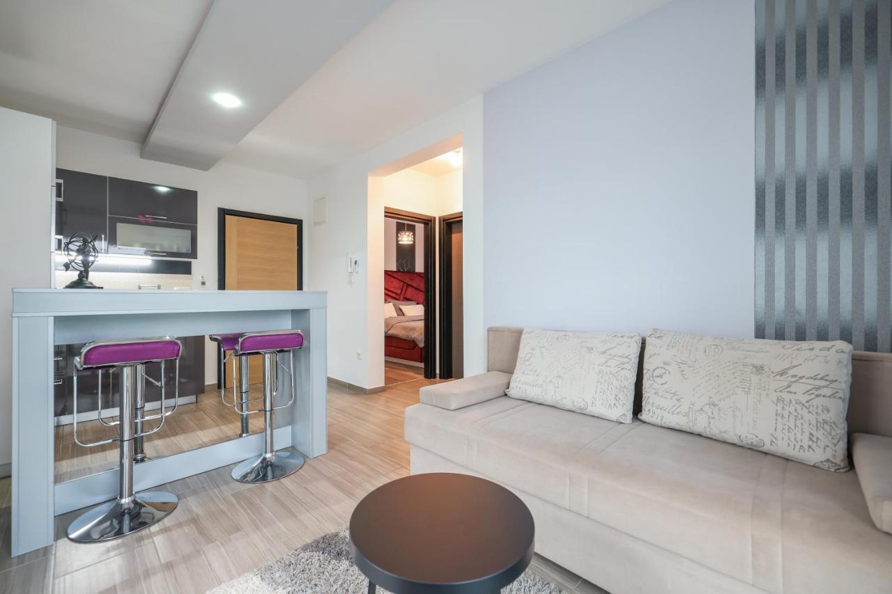 Boutique Apartments Blitz Bibinje Bagian luar foto
