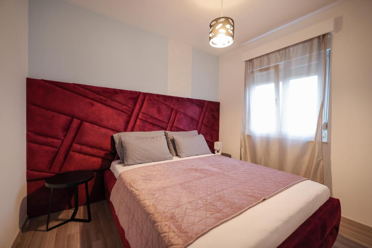 Boutique Apartments Blitz Bibinje Bagian luar foto