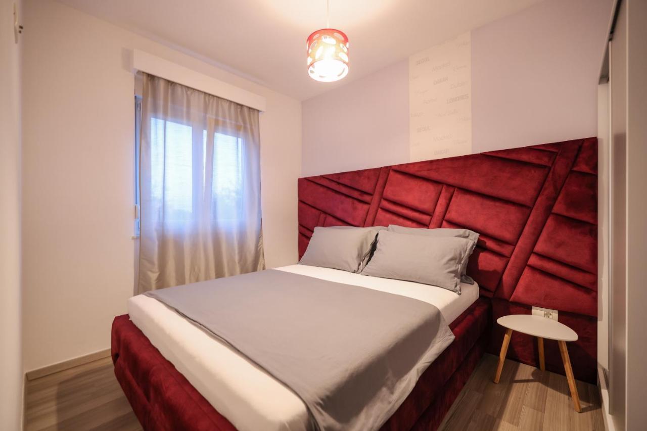 Boutique Apartments Blitz Bibinje Bagian luar foto