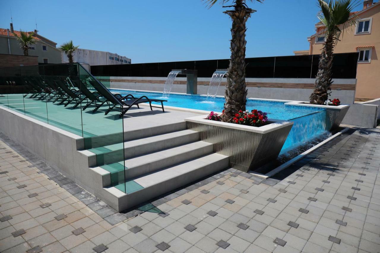 Boutique Apartments Blitz Bibinje Bagian luar foto